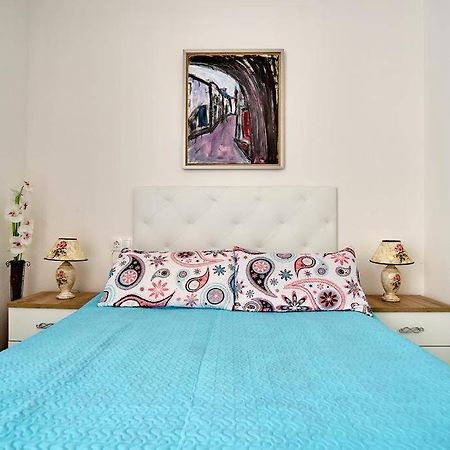 Cozy Studio Apartment Near The Beach Torrevieja Buitenkant foto